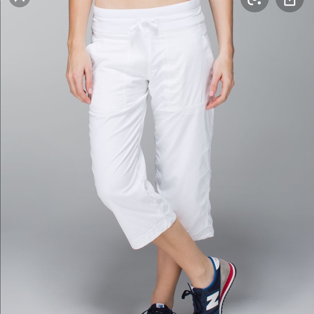Lululemon Studio Crop. Size 4. Never worn